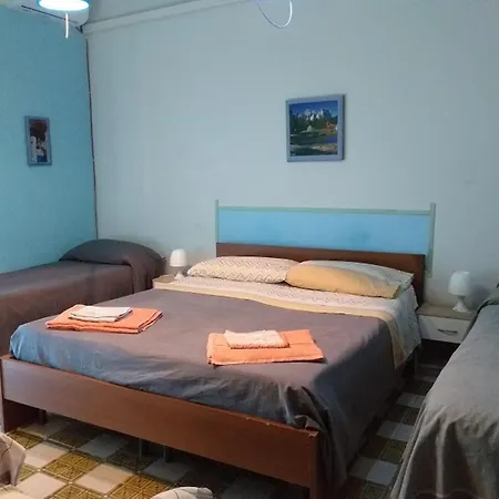 Rifugio Di Stazzo Per Gruppi Di 20 Persone Holiday home Santa Tecla